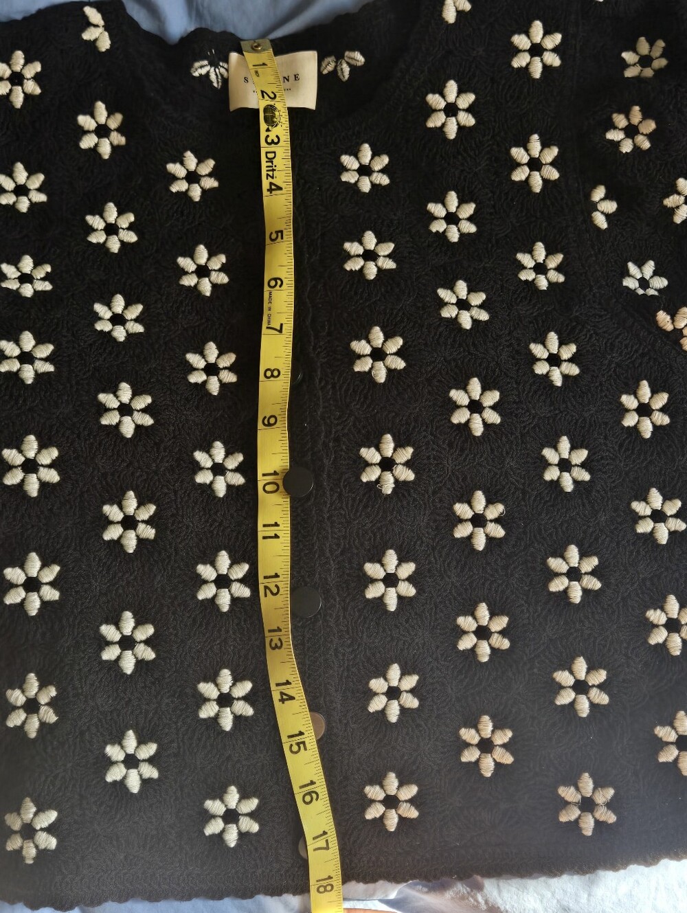 Sezane Lorna Shirt Contrasted Black Guipure Ecru Flower - Size S - Picture 13 of 13